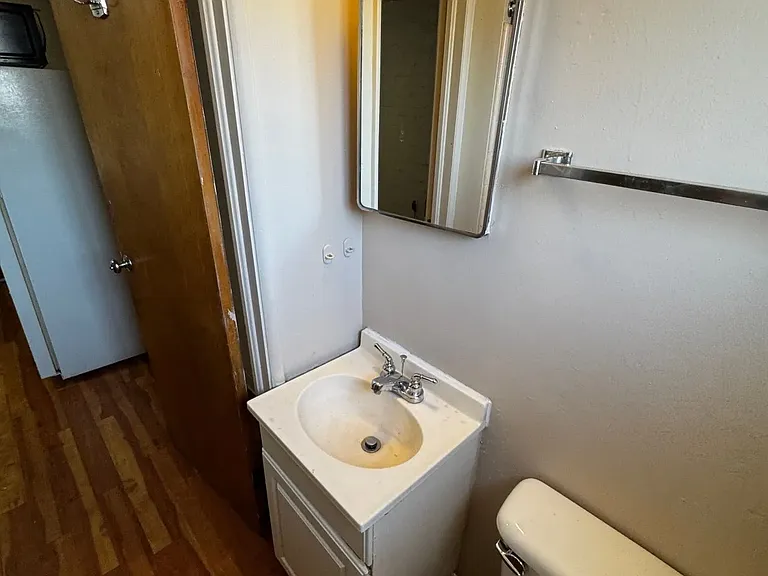 233 W Mesquite Blvd #5 — Photo 7