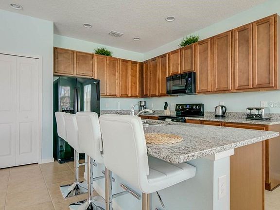 3rd image of 310 Ballo Dr