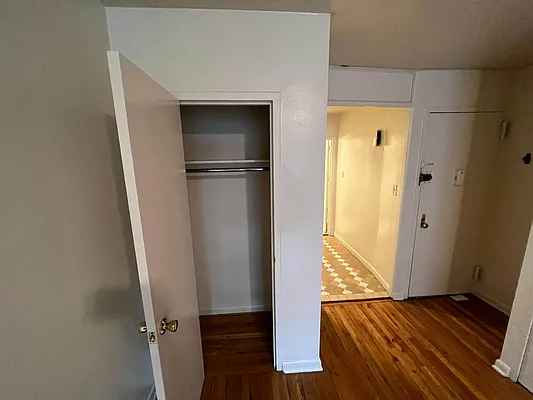 Rented by Best Apartments North Inc | media 17