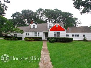 59 Elliot Ave, Lake Grove, NY 11755