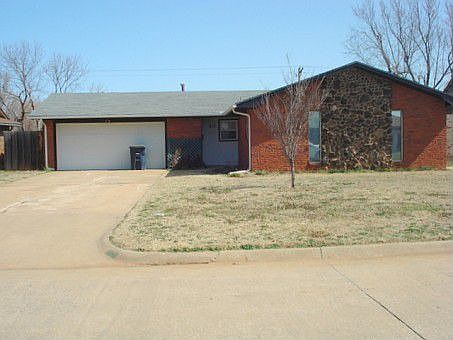 1st image of 913 Freeland Dr