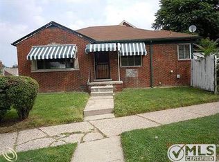 17300 Bradford St, Detroit, MI 48205