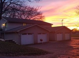 4711 Siggelkow Rd APT 2, Mc Farland, WI 53558
