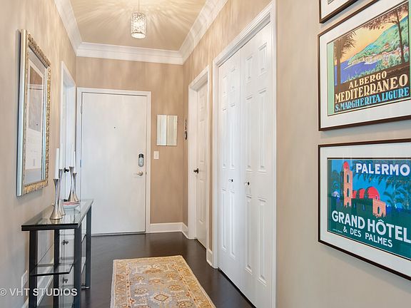 5th image of 935 Burlington Ave Unit 206
