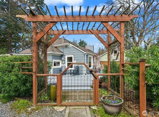 14051 1st Ave NW, Seattle, WA