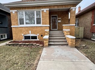 8544 S Essex Ave, Chicago, IL 60617