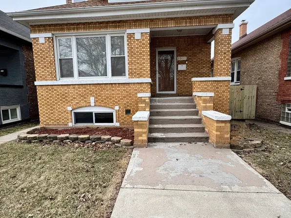 8544 S Essex Ave, Chicago, IL 60617