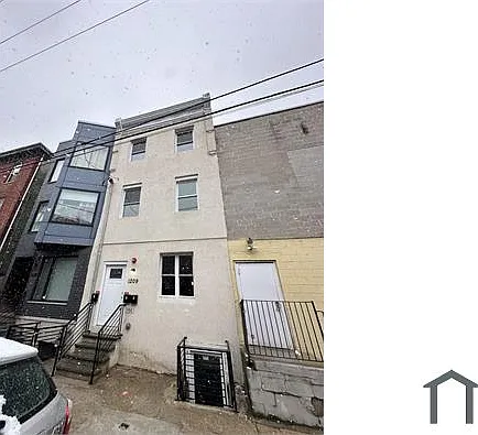 1209 N Franklin St #1 — Photo 25