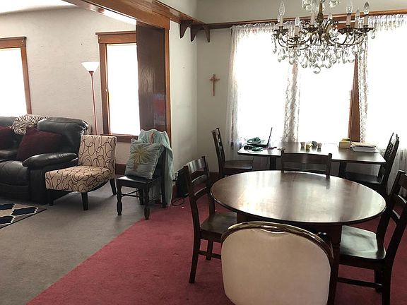 5th image of 1327 8th Ave N