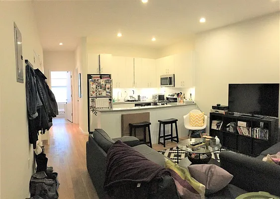 Rented by Charles Coutinho LLC | media 46