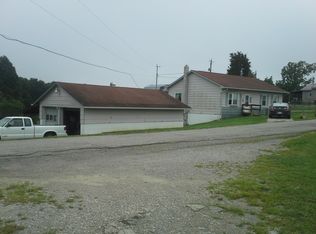 2221 Fisher Ridge Rd, Kenna, WV 25248