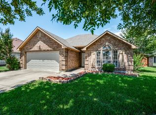705 Grandview Ave, Seagoville, TX 75159