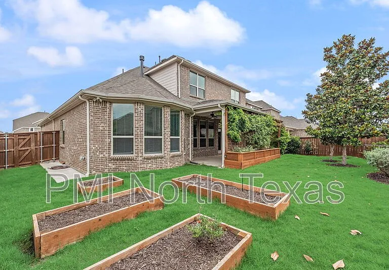 11093 Villa Canales Ln — Photo 17