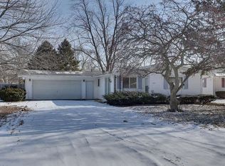 410 S Jackson St, Philo, IL 61864