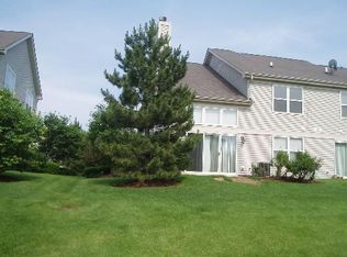 3127 Reflection Dr, Naperville, IL 60564