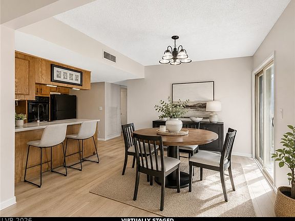 5th image of 3753 Heritage Ave