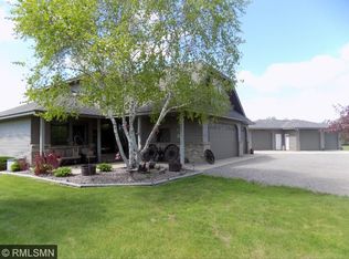 74911 240th St, Dassel, MN 55325