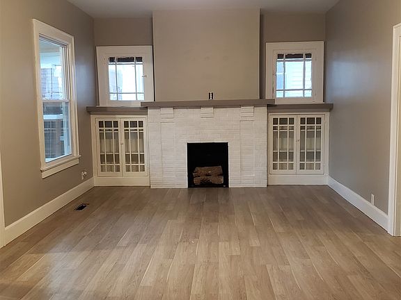 4th image of 1024 E Blackford Ave