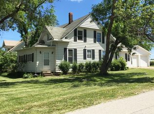 1322 S Main St, Albia, IA 52531