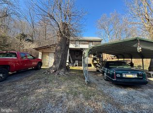 212 Benton Rd, East Freedom, PA 16637