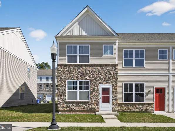 33 Rowand Way E, Clementon, NJ 08021