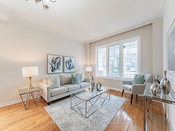 3rd image of 33 Kingshill Rd