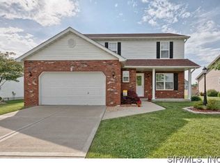 13 W Picketts Xing, Edwardsville, IL 62025