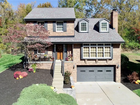 1233 Oakwood Dr, Clairton, PA 15025