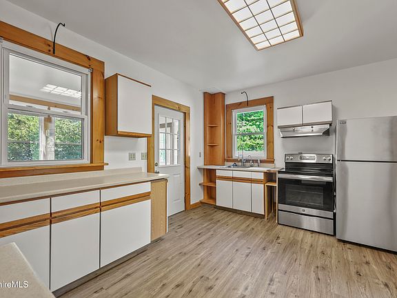 4th image of 143-145 Newell St
