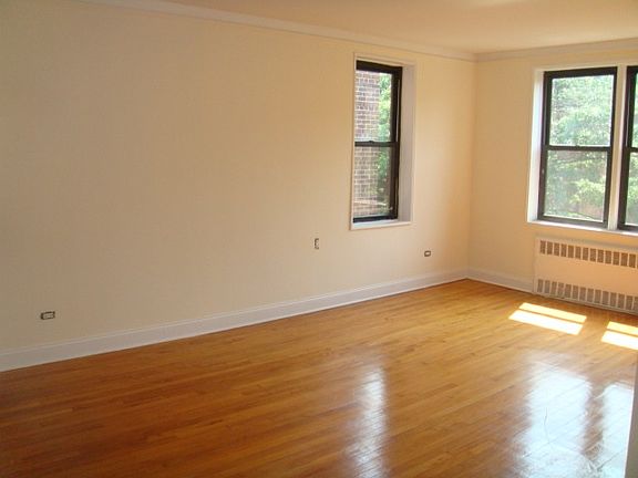 2nd image of 8310 118th St APT 1F