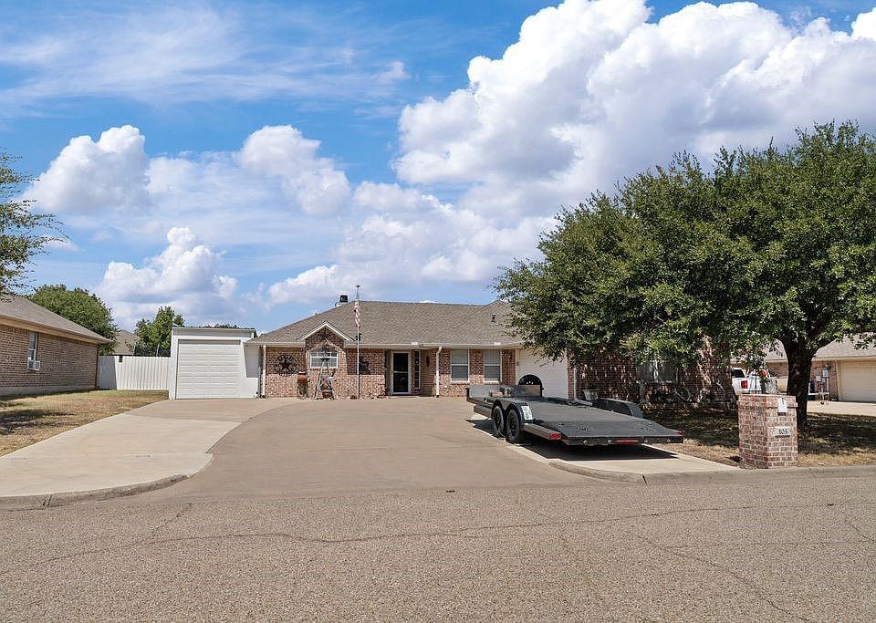 1st image of 105 Topaz Cir