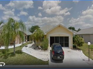 561 Rose Apple Cir, Pt Charlotte, FL 33954