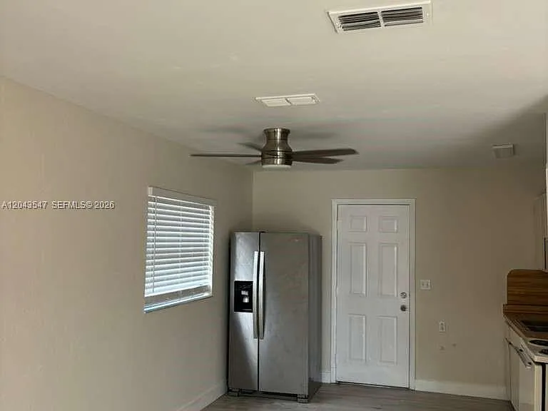 418 Las Palmas Cir #0 — Photo 6