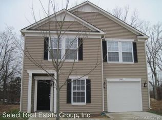 2744 Bramble Ridge Ct, Charlotte, NC 28215