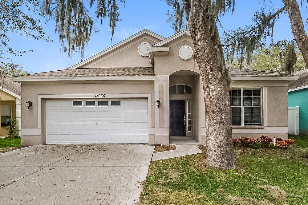 4 bed, 2.0 bath, 1969 sqft, $2,905 — Photo 1