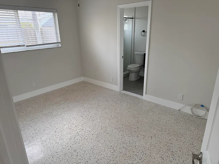 2051 NE 56th St #2 — Photo 10