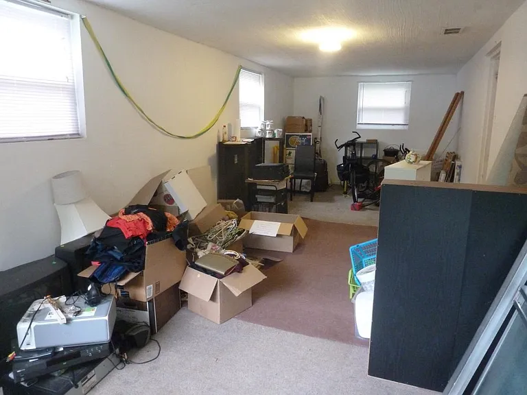 Osborn Dr — Photo 29