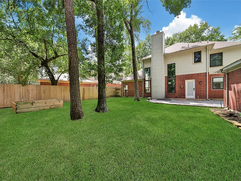 11 Windledge Pl — Photo 31
