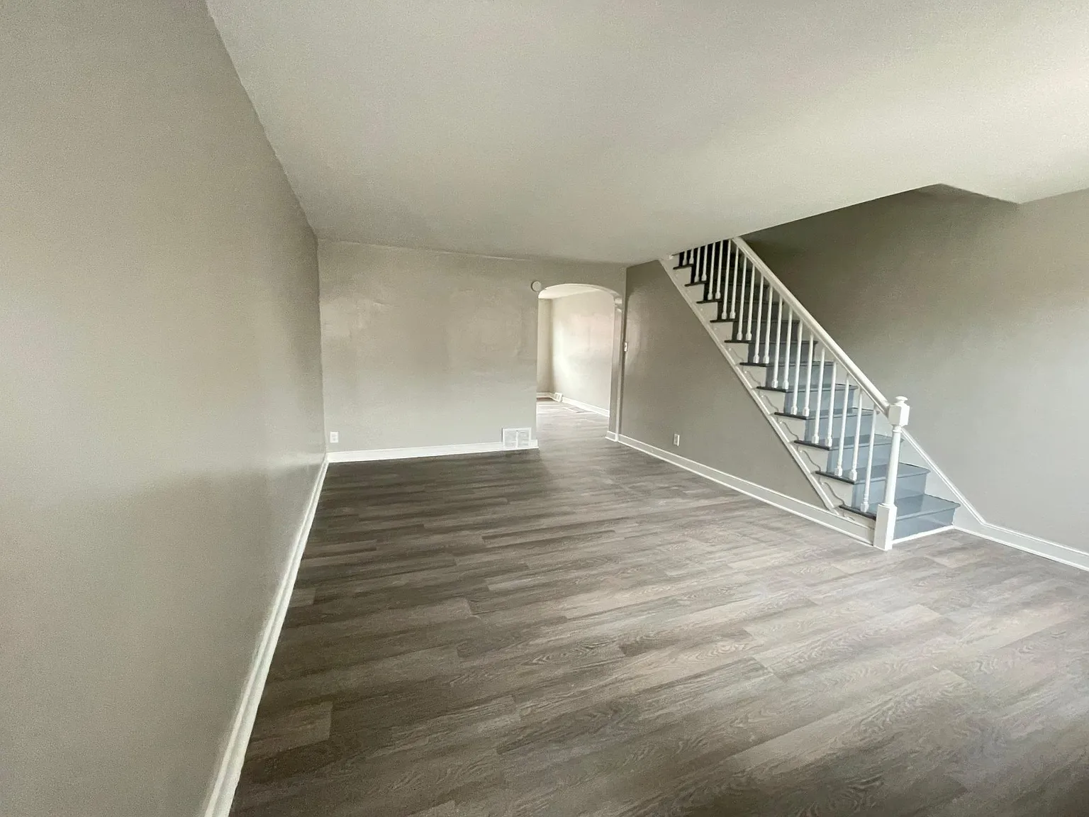 3 bed, 1.5 bath, 1170 sqft, $1,750 — Photo 2
