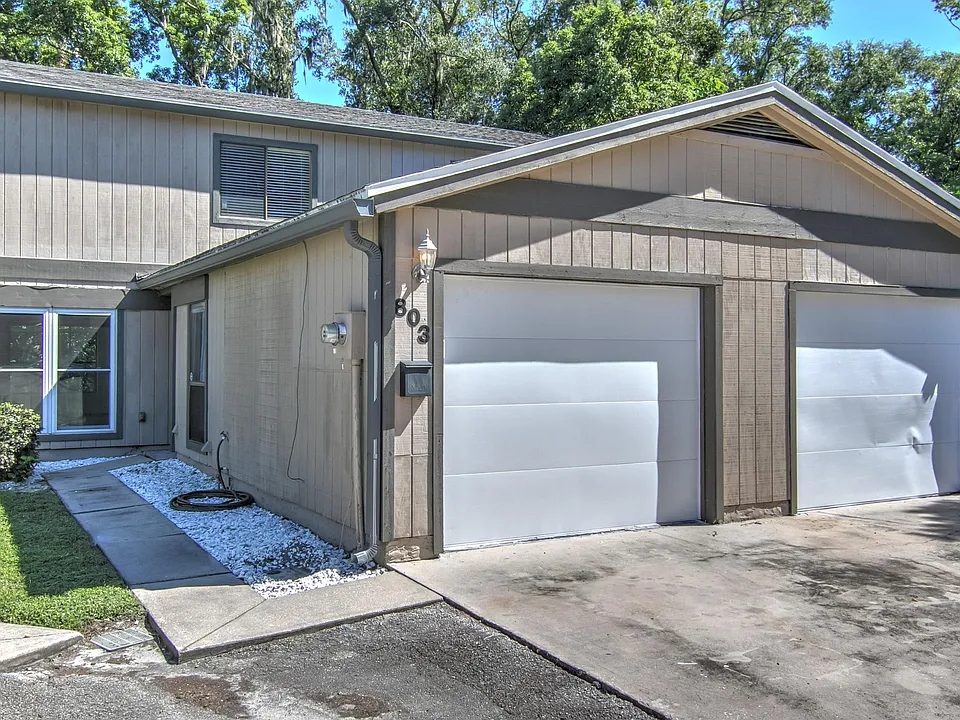 803 Park Lake Pl #9A