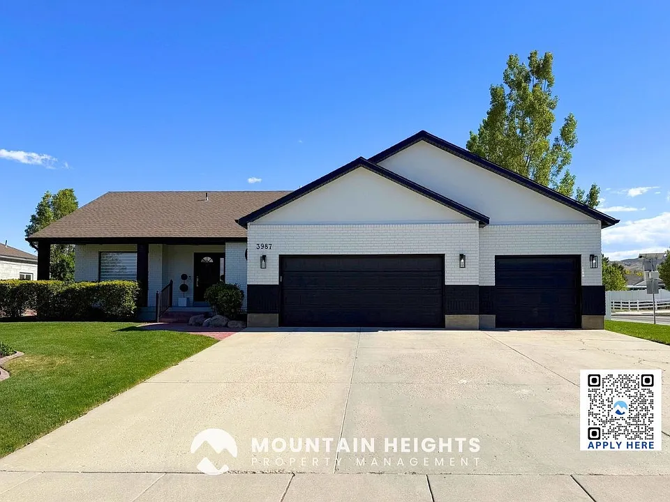 3987 W Red Tail Dr