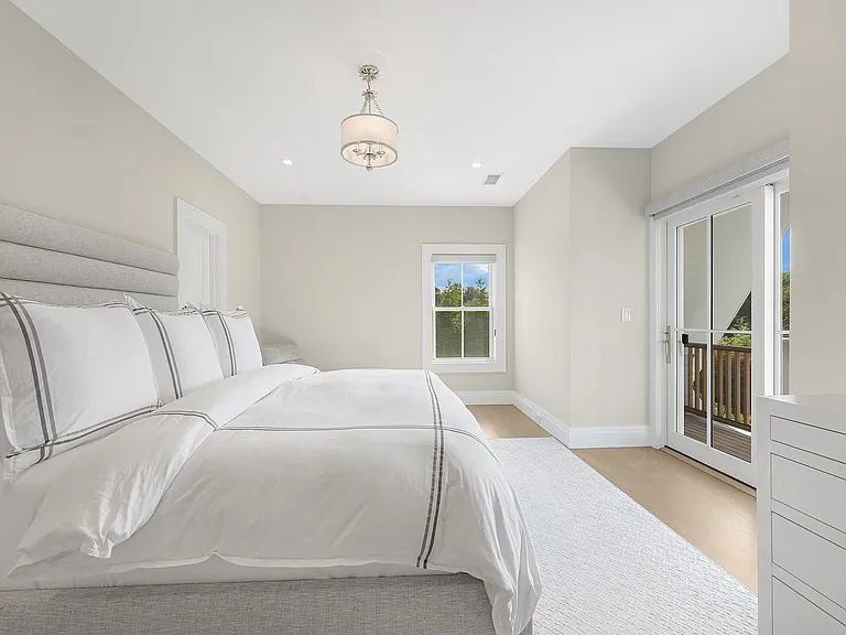 48 Harvest Ln — Photo 24