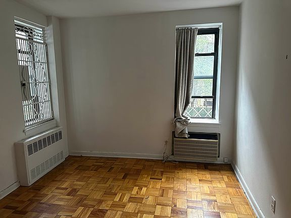 2nd image of 307 E 89th St APT 1C