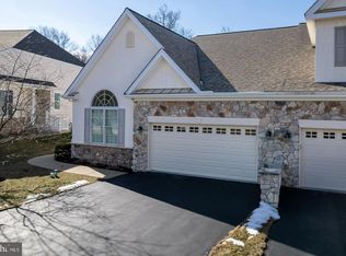 516 Hodgson Cir, West Grove, PA 19390
