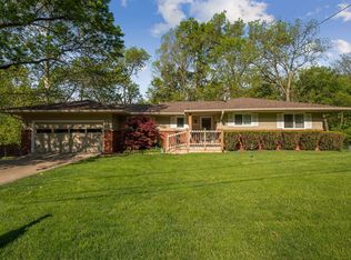 100 SW 52nd St, Des Moines, IA 50312