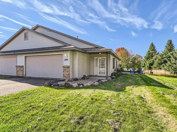 1820 Windmill Dr, Baldwin, WI 54002