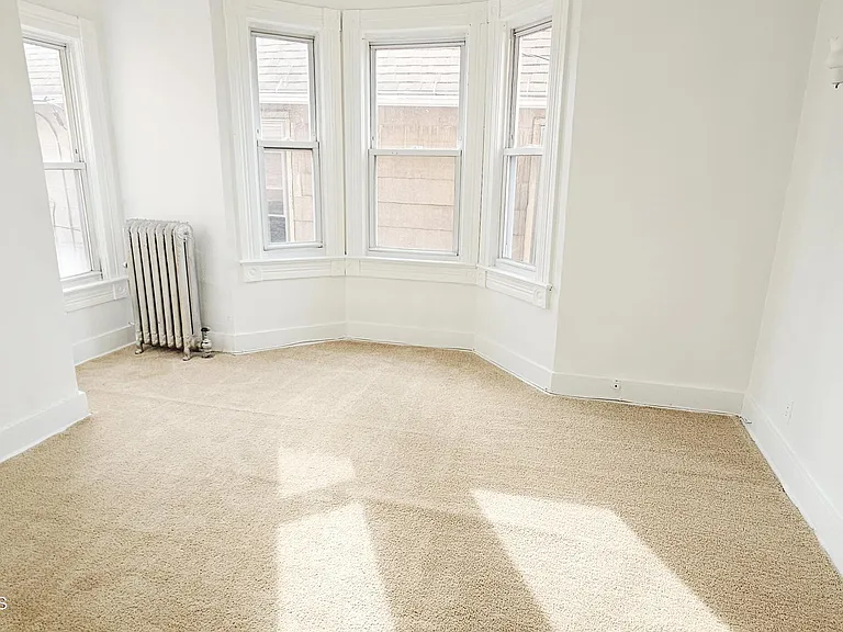 128 S Rebecca Ave — Photo 13