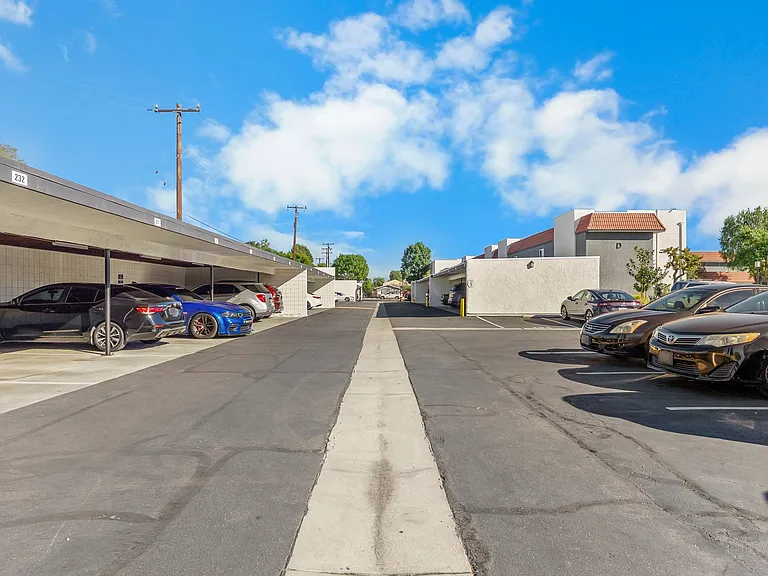Solara Apartment Homes — Photo 10