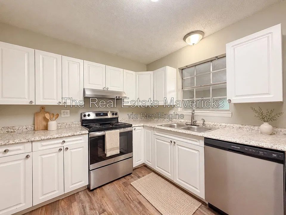43 Gale Dr