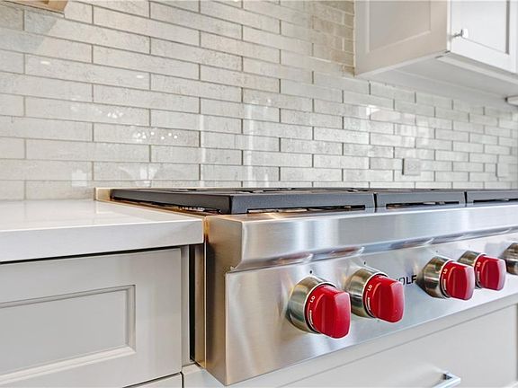 2nd image of 4502 Abbott Ave APT 215
